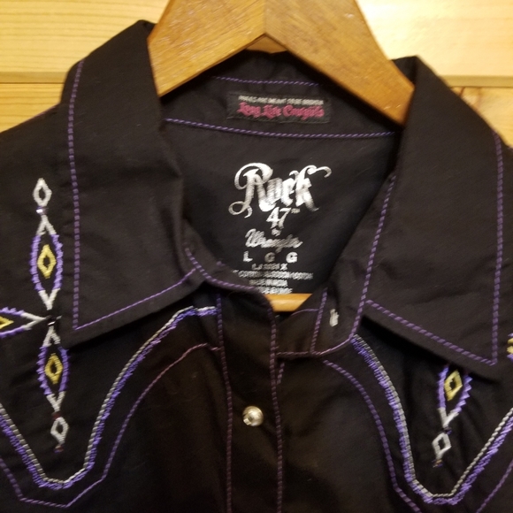 Wrangler button down - Picture 4 of 5